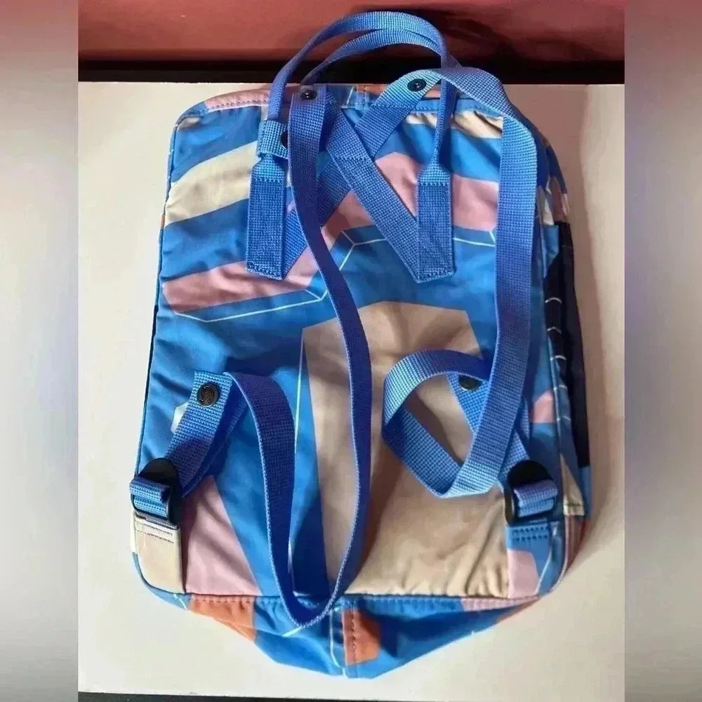 Fjällräven Kanken Art Backpack Ocean Surface Landscape RARE - Picture 6 of 7